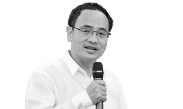 Elevator manpower training: Every man for himself