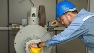 “Có học có hơn” liệu có đúng với nghề kỹ thuật thang máy?