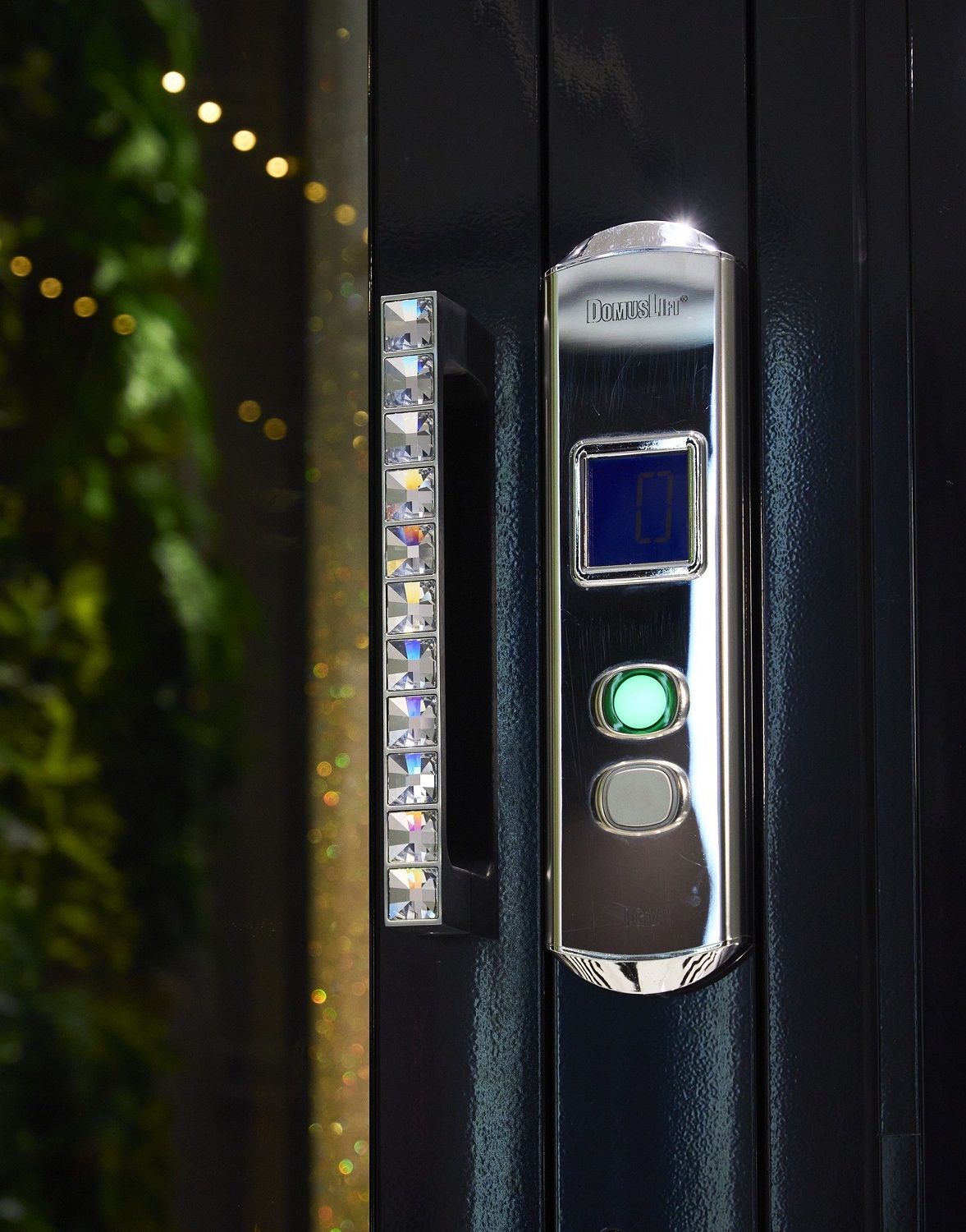 Với những người yêu nghệ thuật, thực sự “GamaLift with Swarovski” không còn là chiếc thang máy nữa mà là khát khao kết tinh tất cả những cảm xúc và trí tuệ.