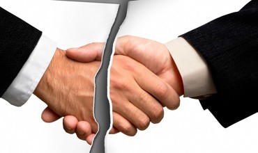 Seller locks the elevator, buyer replaces the control cabinet!