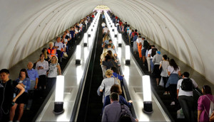 Tai nạn thang cuốn: hầu hết do hành vi của người sử dụng