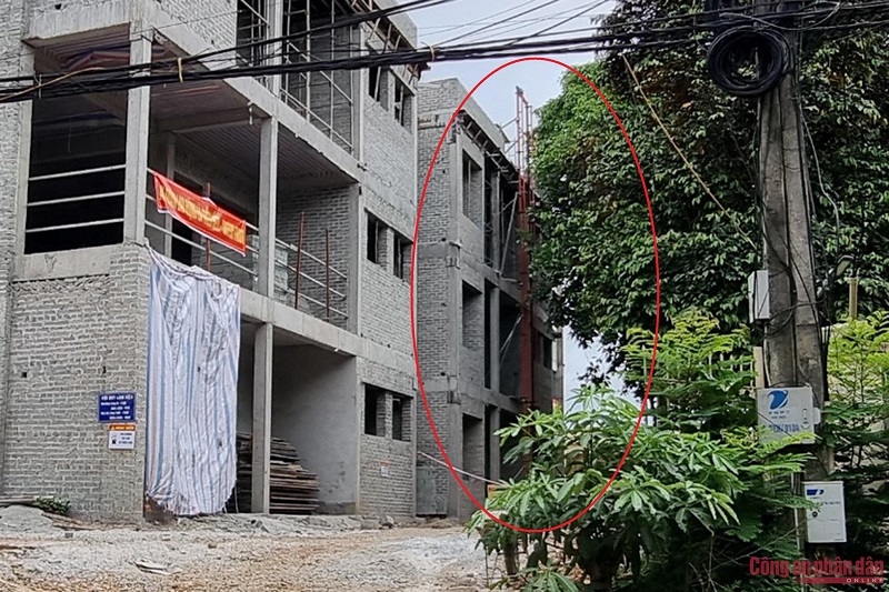 Vị trí thang vận, nơi xảy ra tai nạn lao động (Ảnh: Công an Nhân dân)