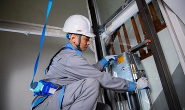 [BÀI DỰ THI] “Bảo trì thang máy, đến nhanh anh ơi!”