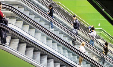 Cẩm nang thiết kế: Xác định công suất thang cuốn và phân tích lưu lượng hành khách