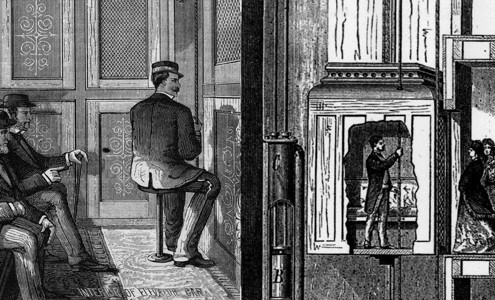 Lac Long Quan Café: Interesting facts about elevators