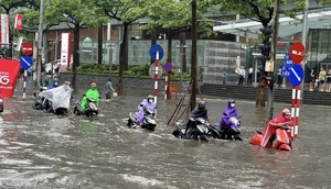 Mưa bão số 5 Kajiki, Hà Nội ngập diện rộng