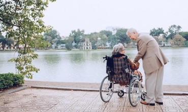 Tổng Bí thư Tô Lâm gợi ý ‘chống cô đơn’ cho người cao tuổi