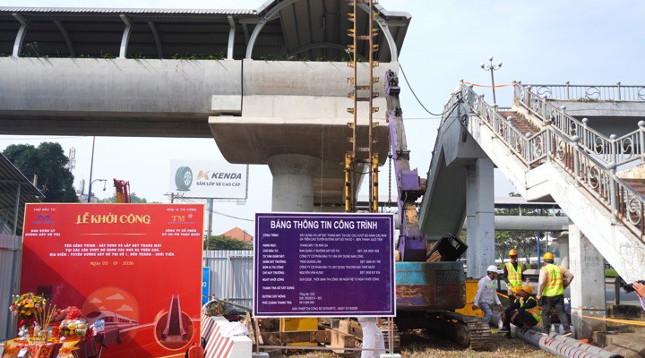 Ho Chi Minh City: Commences installation of 8 elevators at pedestrian overpasses for Metro Line 1