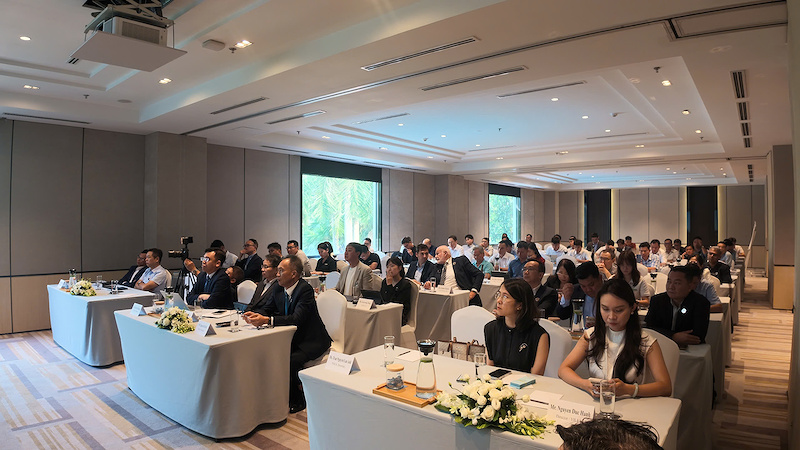 Hội thảo Thang máy Châu Á - Thái Bình Dương là sự kiện thường kỳ của tổ chức PALEA, nơi các chuyên gia hàng đầu trong khu vực và quốc tế cùng trao đổi chuyên sâu về các vấn đề tiêu chuẩn hoá, nâng cao quản lý an toàn đang định hình tương lai ngành thang máy khu vực và toàn cầu. Hội thảo Thang máy Châu Á - Thái Bình Dương là sự kiện thường kỳ của tổ chức PALEA, nơi các chuyên gia hàng đầu trong khu vực và quốc tế cùng trao đổi chuyên sâu về các vấn đề tiêu chuẩn hoá, nâng cao quản lý an toàn đang định hình tương lai ngành thang máy khu vực và toàn cầu.