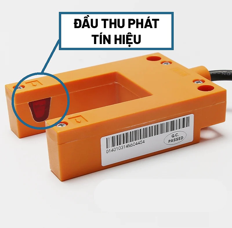 Các phương pháp cảm biến bằng tầng truyền thống bộc lộ nhiều hạn chế về độ chính xác, an toàn vận hành trong các hệ thống thang máy cao tầng, tốc độ cao. Trong ảnh: Cảm biến bằng tầng quang học, hay còn gọi là cảm biến móng ngựa. Các phương pháp cảm biến bằng tầng truyền thống bộc lộ nhiều hạn chế về độ chính xác, an toàn vận hành trong các hệ thống thang máy cao tầng, tốc độ cao. Trong ảnh: Cảm biến bằng tầng quang học, hay còn gọi là cảm biến móng ngựa.