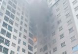 Fire at Ecohome 3 Apartment Building, Residents Escape via Stairway Fire at Ecohome 3 Apartment Building, Residents Escape via Stairway