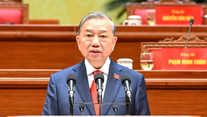 Vững bước dưới cờ Đảng