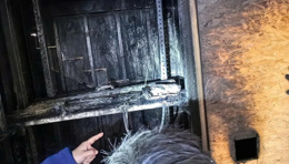 Welding sparks cause house fire, elevator installation staff temporarily detained