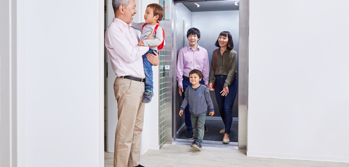 Thang máy mùa đoàn viên