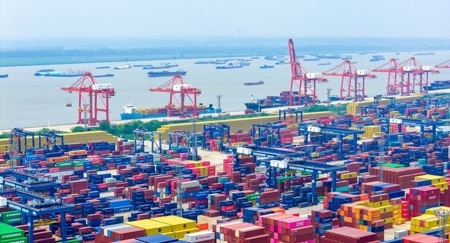 Việt Nam chi hơn 2.400 tỷ nhập khẩu thang máy, thang cuốn Trung Quốc trong năm 2025