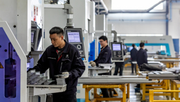 Kazakhstan cảnh báo tình trạng doanh nghiệp thang máy Trung Quốc bán thang máy trực tiếp cho nhà thầu