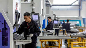 Kazakhstan cảnh báo tình trạng doanh nghiệp thang máy Trung Quốc bán thang máy trực tiếp cho nhà thầu