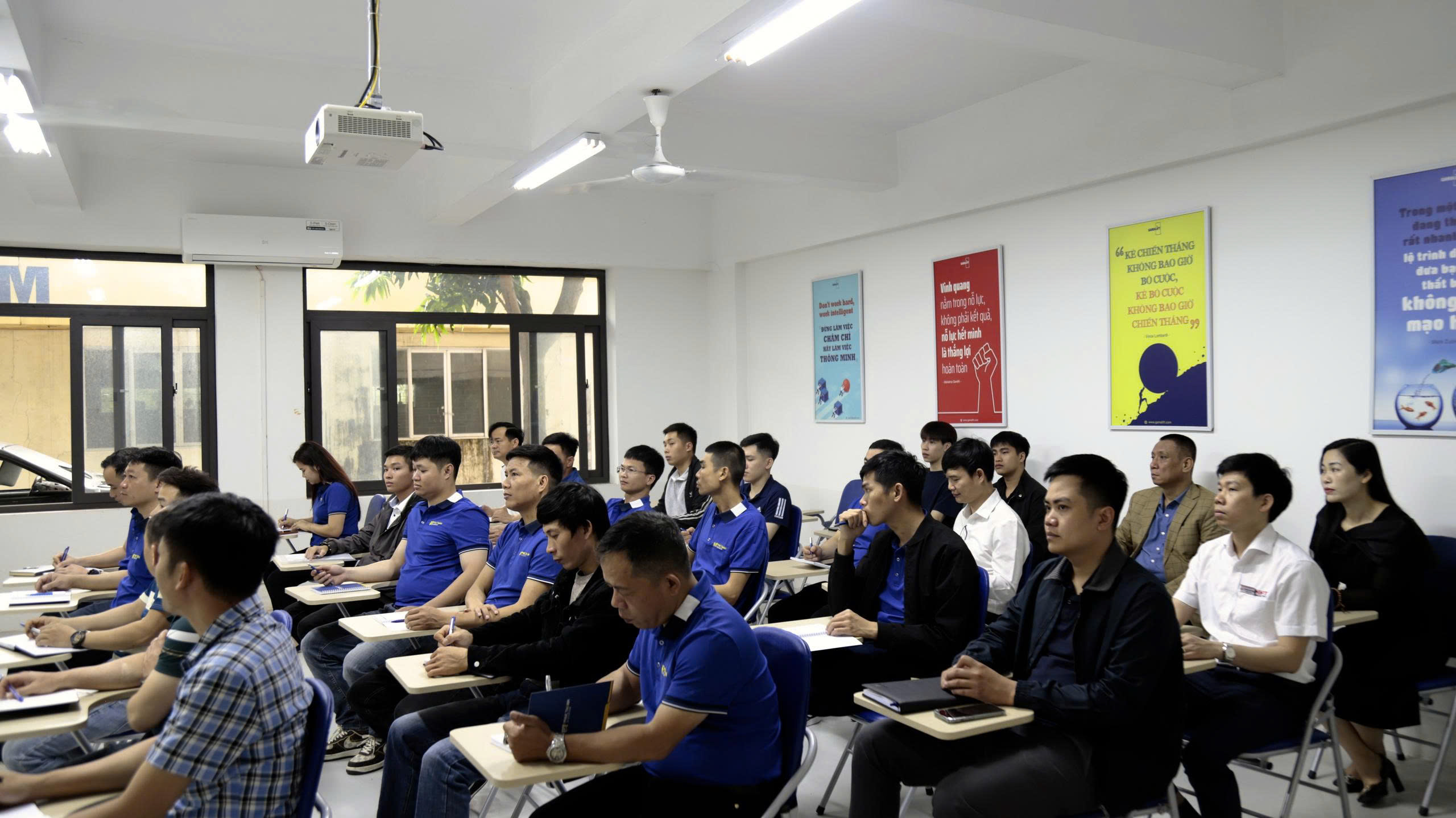 Khai giảng lớp đào tạo bảo trì thang máy nâng cao - Khoá 03, Trung tâm Đào tạo Thang máy (thuộc Viện Kỹ thuật Ứng dụng Thang máy)