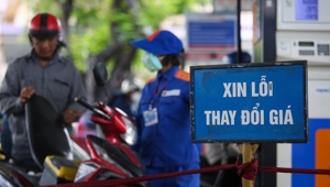 Thực hiện điều hành giá xăng dầu theo Nghị quyết số 36/NQ-CP của Chính phủ