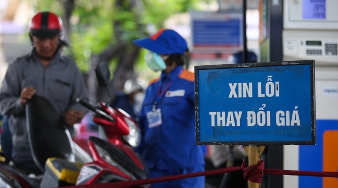 Thực hiện điều hành giá xăng dầu theo Nghị quyết số 36/NQ-CP của Chính phủ