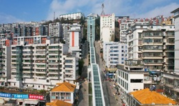 Trung Quốc khánh thành hệ thống thang cuốn ngoài trời dài nhất thế giới