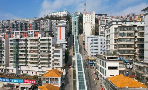 Trung Quốc khánh thành hệ thống thang cuốn ngoài trời dài nhất thế giới