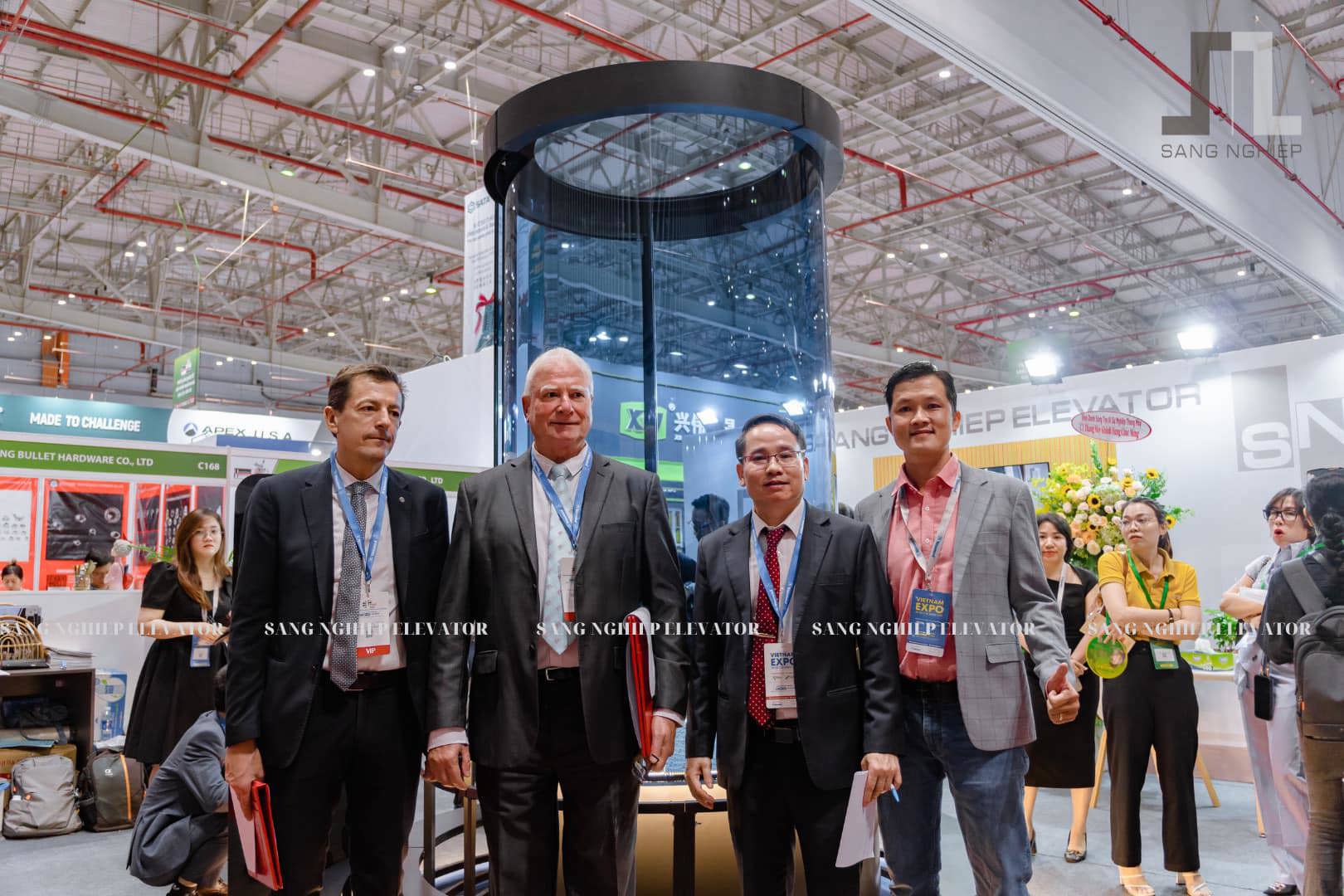 Sáng Nghiệp là một trong những đơn vị tích cực tham gia Triển lãm Thang máy Vietnam Elevator Expo để giới thiệu sản phẩm mới, mở rộng quan hệ với các đối tác trong nước và quốc tế.