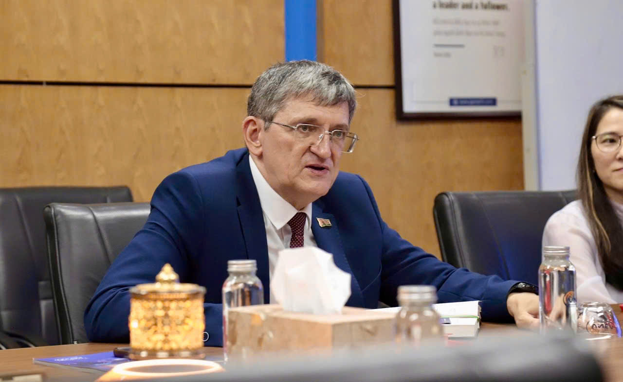 Ông Valery Bahdanouski - Tham tán Thương mại Đại sứ quán Belarus tại Việt Nam