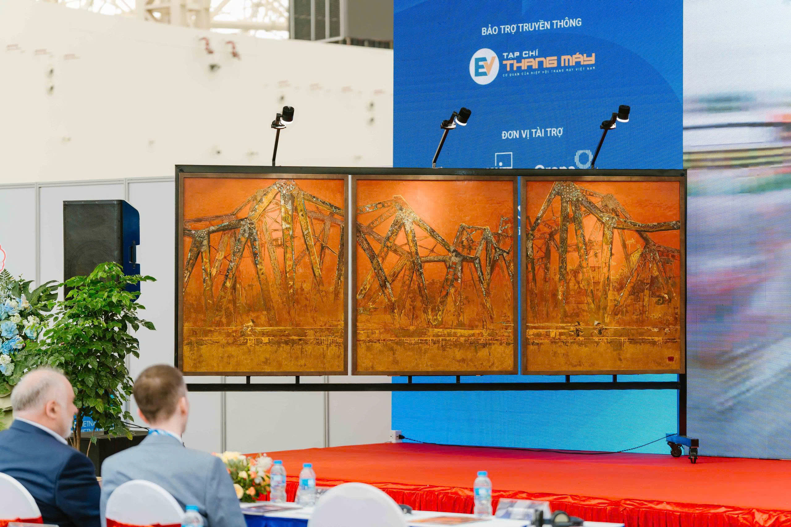 Tác phẩm Tác phẩm