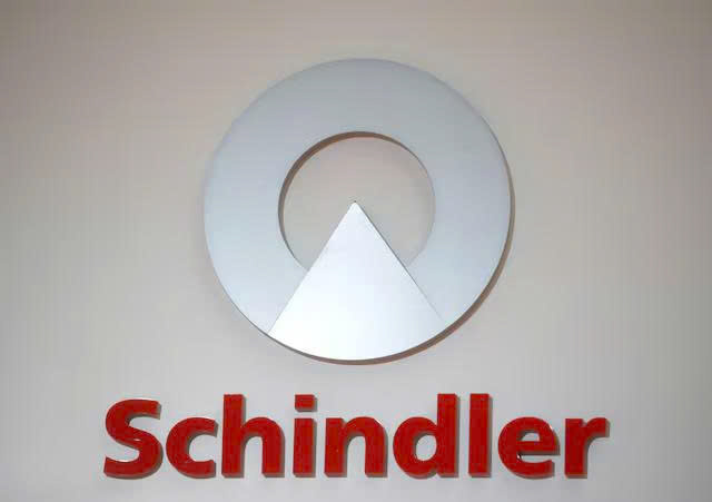 Schindler cho biết đang triển khai các biện pháp điều chỉnh giá và áp dụng phụ phí ở những nơi có thể nhằm bù đắp áp lực chi phí.