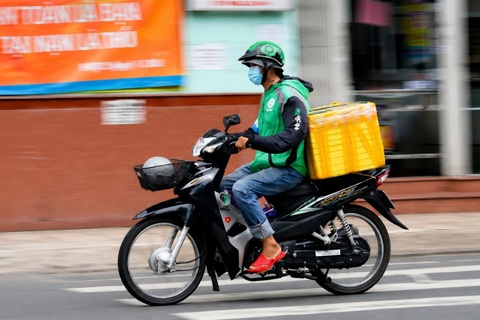 Chua chát, công bảo trì thua một cuốc shipper!