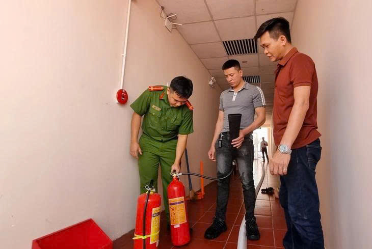 Thẩm định thiết kế và kiểm tra nghiệm thu phòng cháy chữa cháy bản chất là cùng một mục đích, làm cả hai là không cần thiết, gây tốn kém, lãng phí thời gian và nguồn lực.