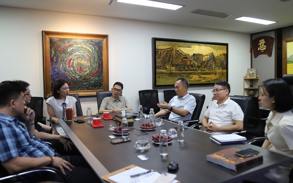 Hiệp hội Thang máy Việt Nam làm việc với Tập đoàn Inovance