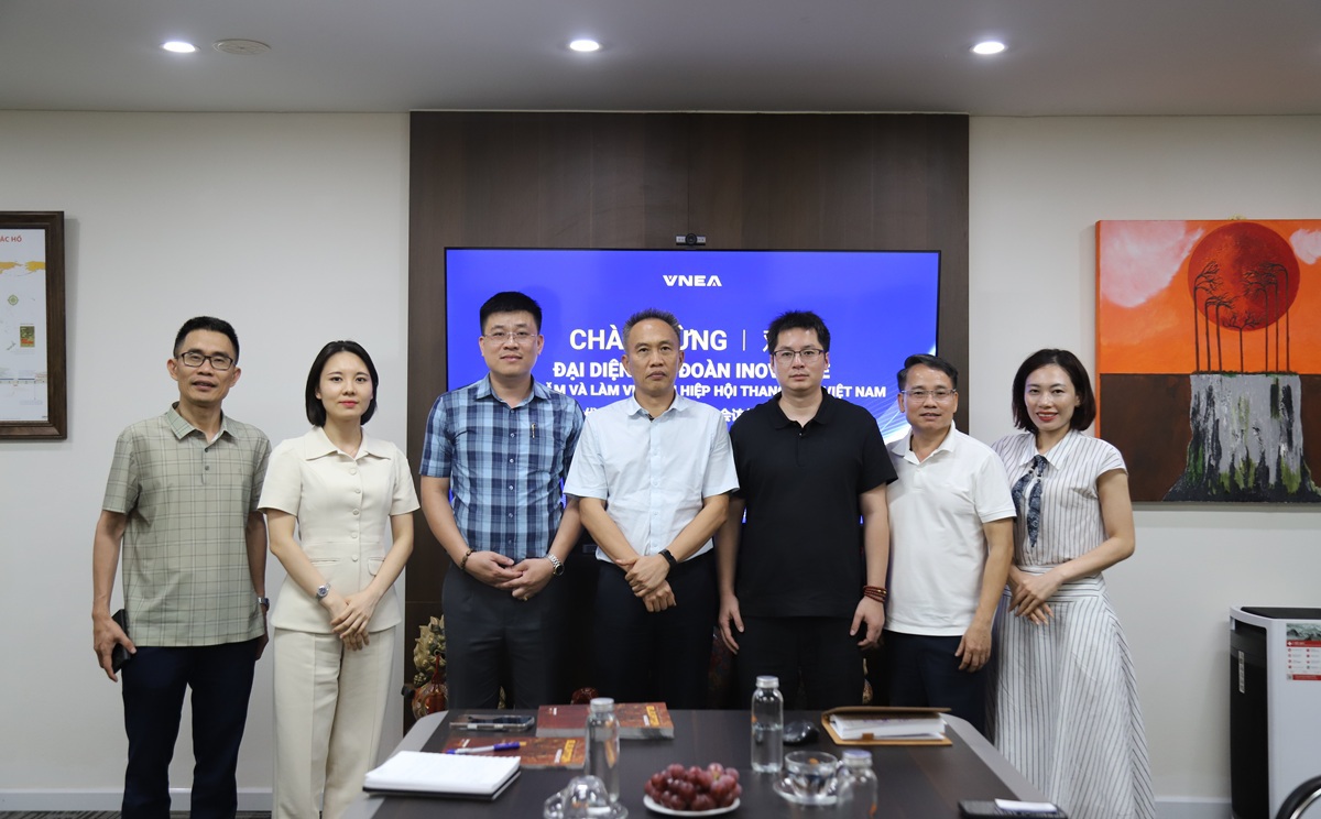 Từ các nội dung trao đổi, hai bên thống nhất tiếp tục nghiên cứu các hoạt động hợp tác cụ thể trong thời gian tới, đặc biệt trong lĩnh vực đào tạo, nâng cao chất lượng nhân lực kỹ thuật viện; đồng thời, hỗ trợ tham mưu, xây dựng tiêu chuẩn, quy chuẩn thang máy, hướng tới chuẩn hóa các hoạt động chuyên môn trong ngành thang máy Việt Nam.