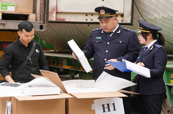 [Hỏa tốc] Cục Hải quan: Hàng chưa có Danh mục rủi ro được làm thủ tục hải quan như thông thường