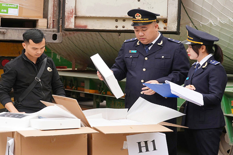 [Hỏa tốc] Cục Hải quan: Hàng chưa có Danh mục rủi ro được làm thủ tục hải quan như thông thường