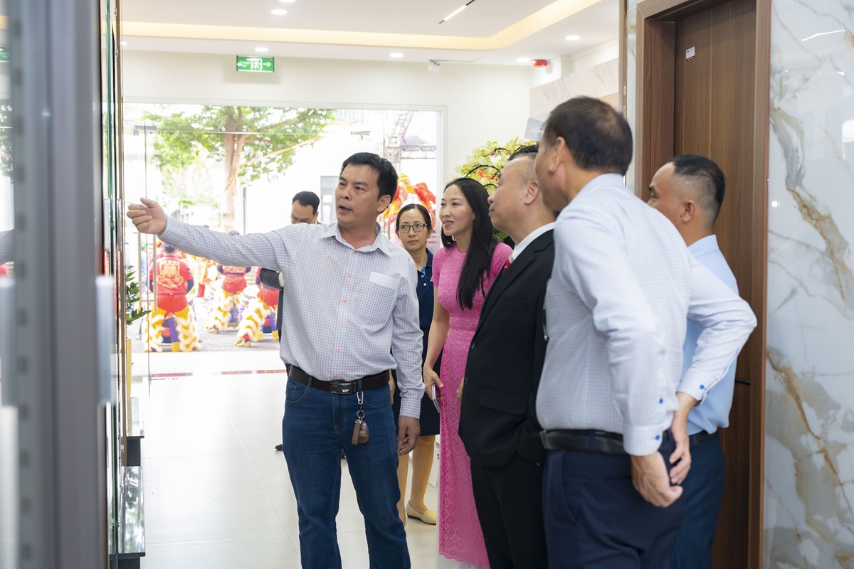 Thang máy Đại Vĩnh Hưng khai trương showroom tại Đắk Lắk