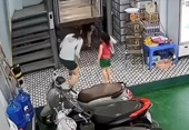 Đứng dưới tời nâng không có vách bao che, người phụ nữ gặp nạn Đứng dưới tời nâng không có vách bao che, người phụ nữ gặp nạn