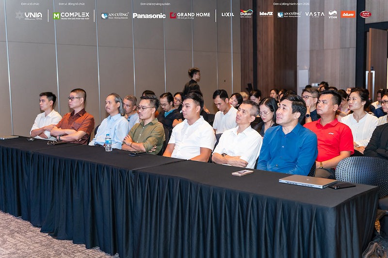 Các đại biểu tham dự phiên toạ đàm chuyên đề của sự kiện DESIGN&BUILD #02 Các đại biểu tham dự phiên toạ đàm chuyên đề của sự kiện DESIGN&BUILD #02