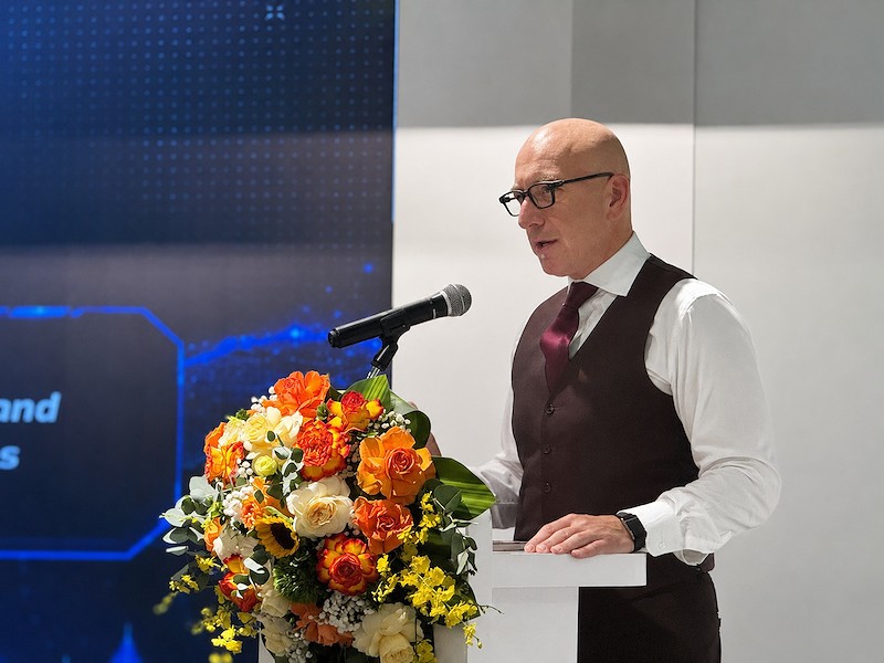 Ông Gianluca Pettiti, Chủ tịch kiêm Giám đốc Vận hành và Chủ tịch phụ trách Sản phẩm & Công nghệ của Thermo Fisher Scientific.